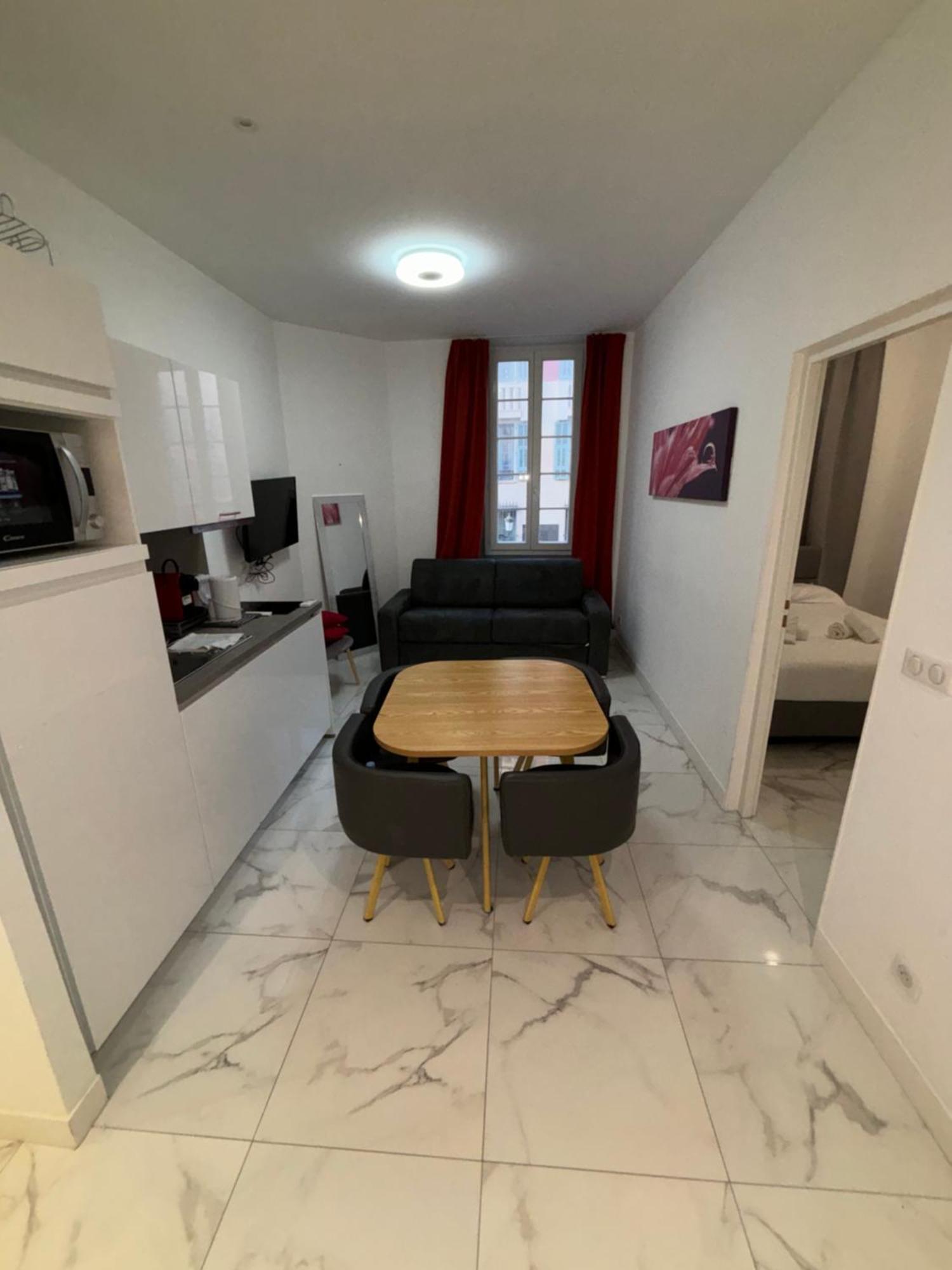 Appartement 4 Couchages Idealement Place Promenade Des Anglais / Cours Saleya Nice Buitenkant foto
