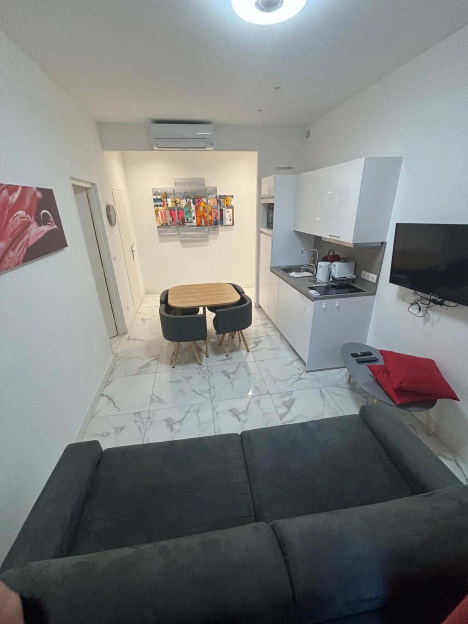 Appartement 4 Couchages Idealement Place Promenade Des Anglais / Cours Saleya Nice Buitenkant foto